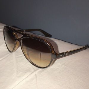 Ray Bans Cats 5000